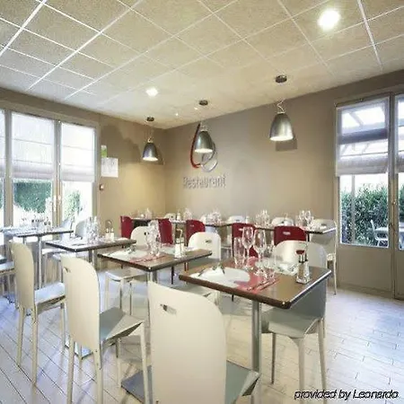 Hotel The Originals La Verriere-yvelines 3*