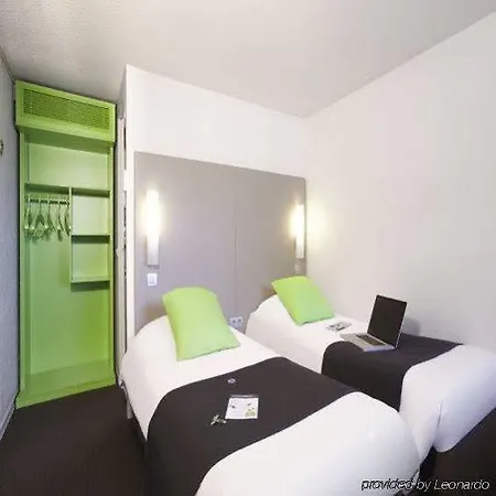 Hotel The Originals La Verriere-yvelines La Verrière